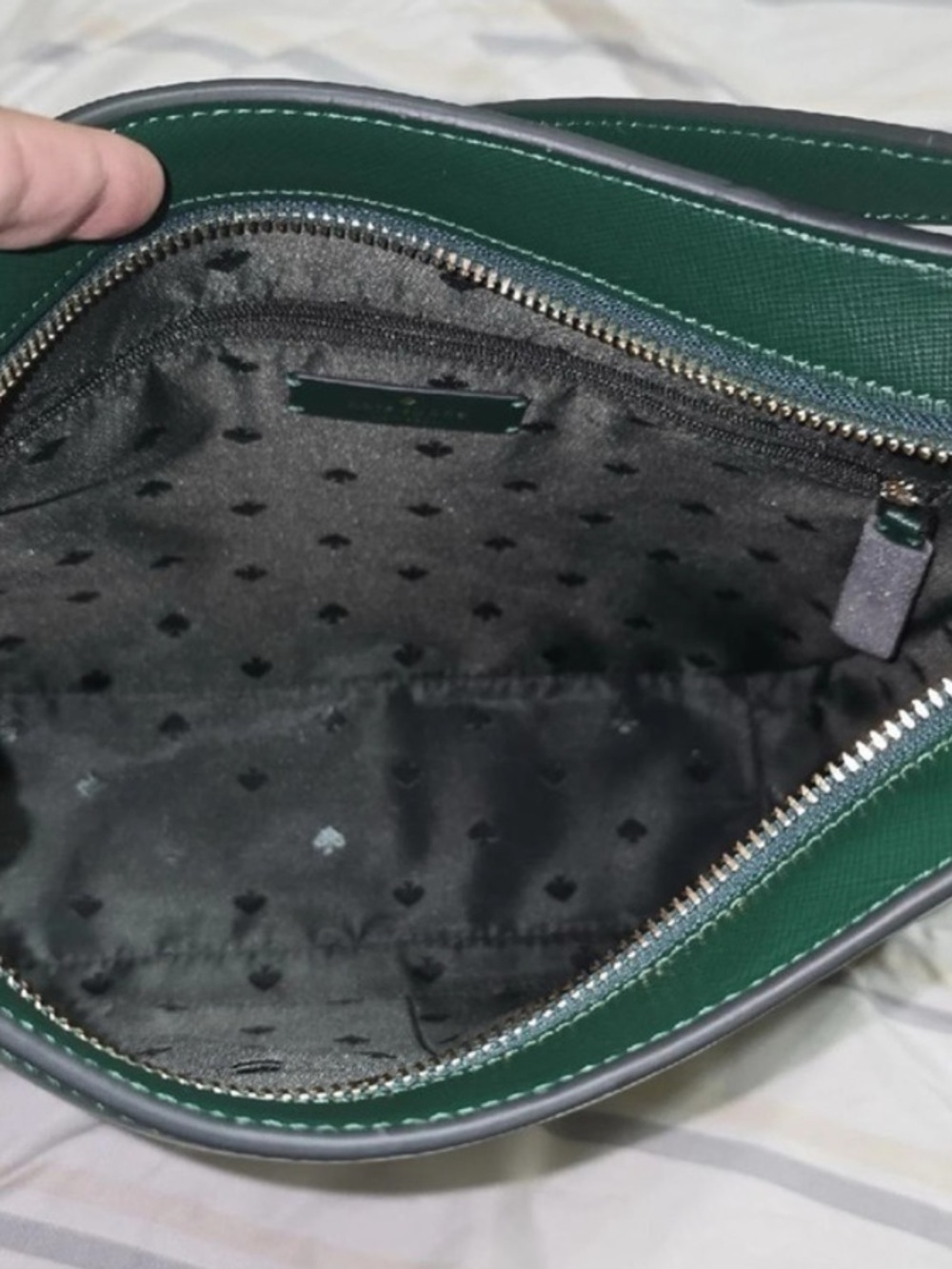 Kate Spade Perry Emerald Green
Handbag NWOT - Picture 3 of 16